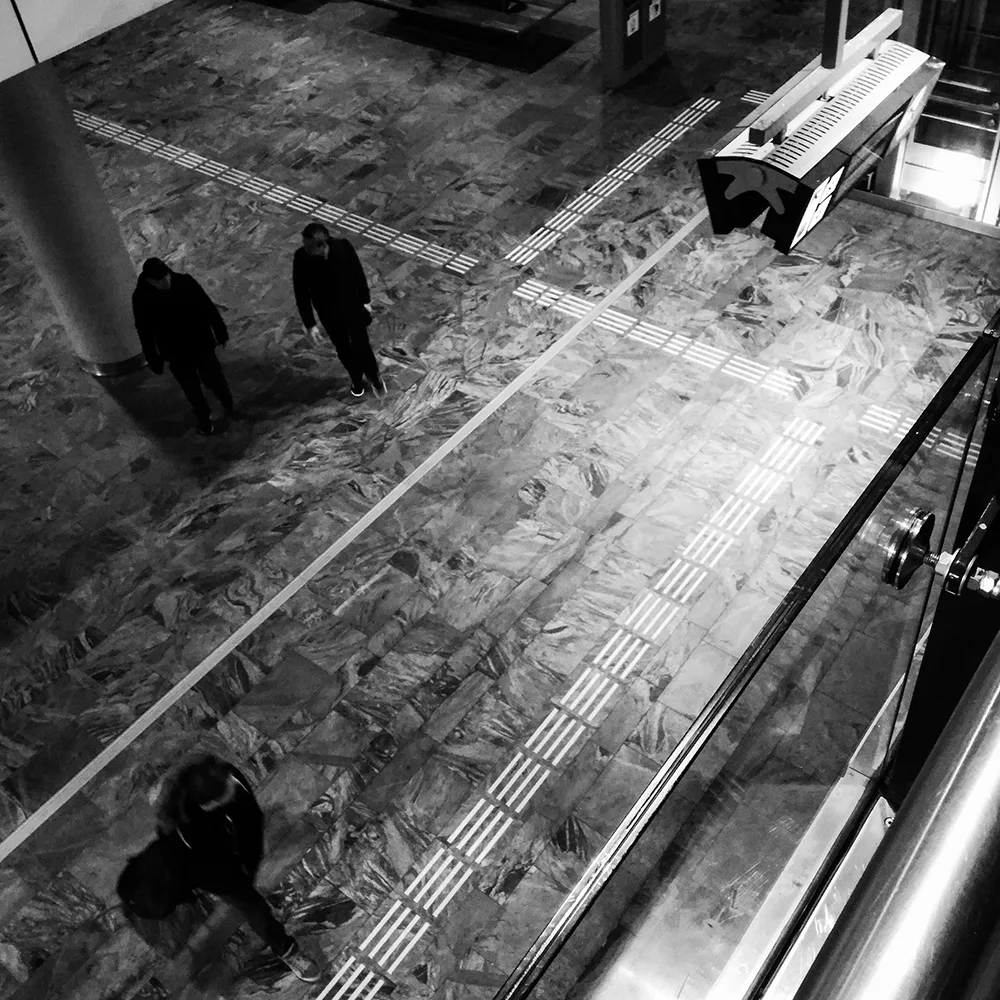 Passagiers op station Rotterdam CS.