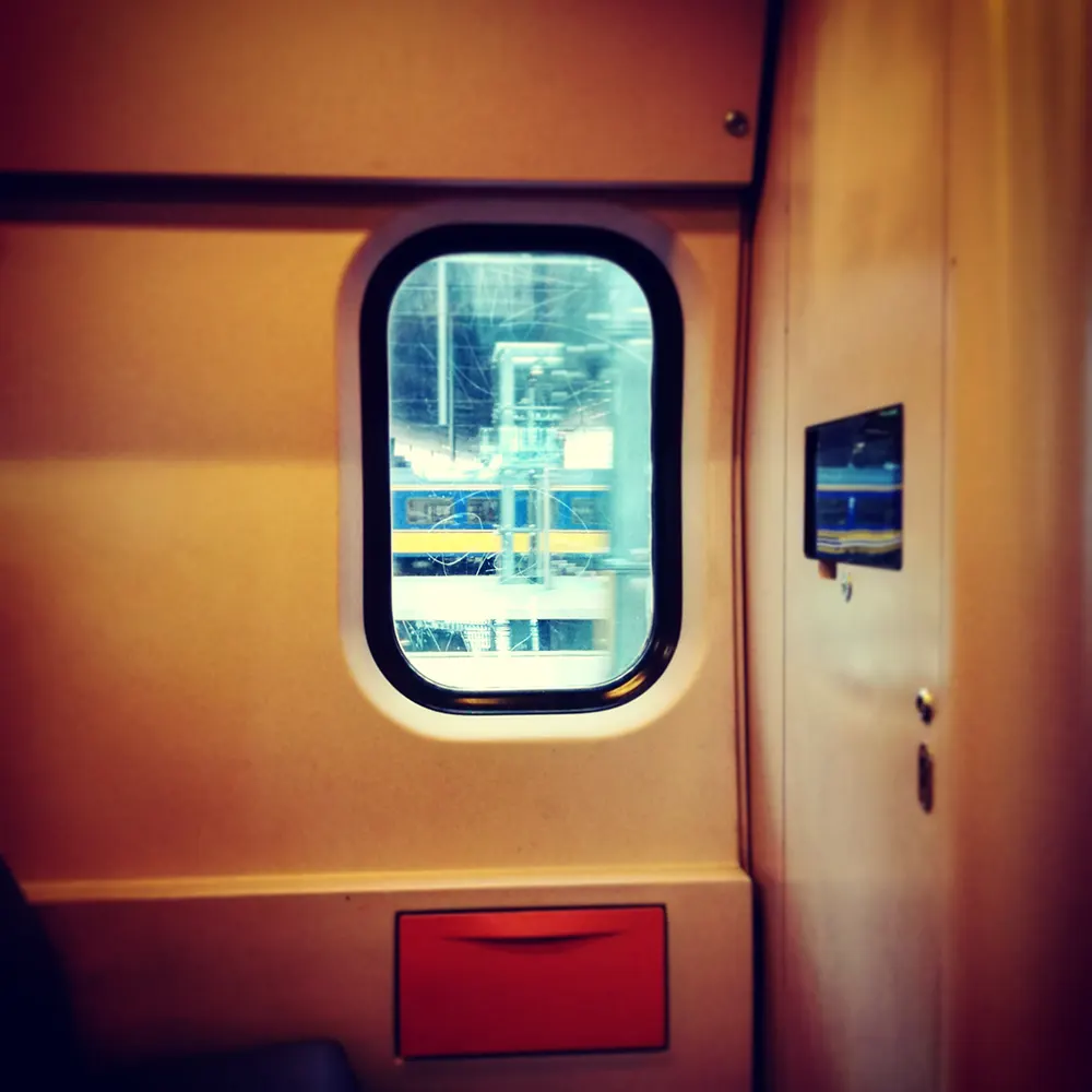 Raampje in de trein en reflectie